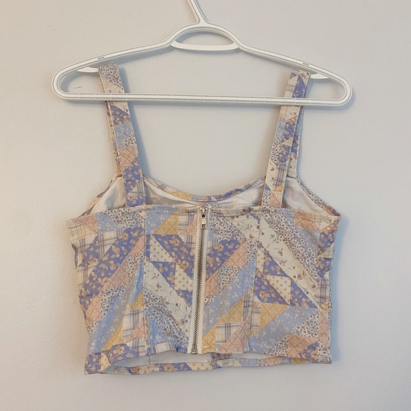 Patchwork Crop Top - Picture 3 of 4